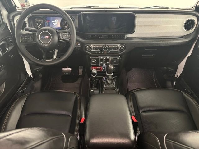 2025 Jeep Wrangler 4-Door Willys 4x4