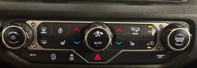 2025 Jeep Wrangler 4-Door Willys 4x4