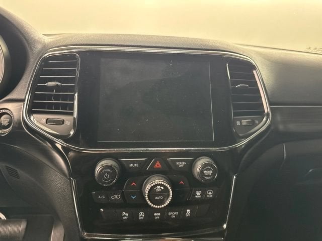 2020 Jeep Grand Cherokee Altitude 4x2