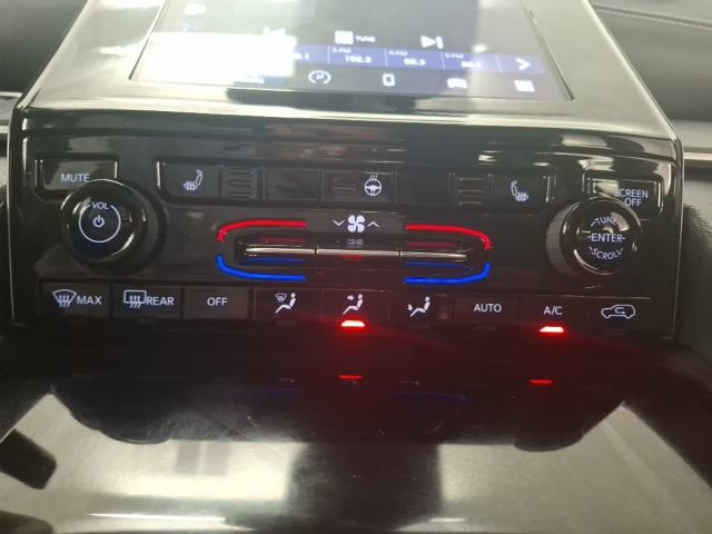 2023 Jeep Grand Cherokee Altitude 4x2