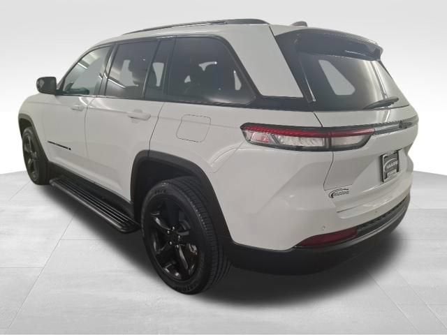 2023 Jeep Grand Cherokee Altitude 4x2