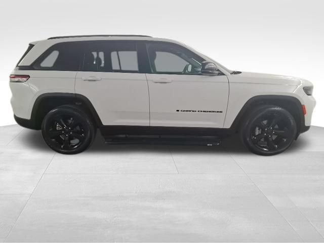 2023 Jeep Grand Cherokee Altitude 4x2