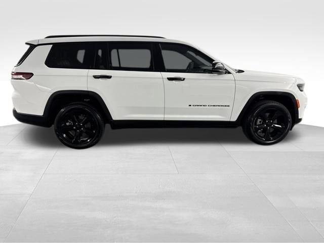 2025 Jeep Grand Cherokee L Limited 4x2 — photo 8