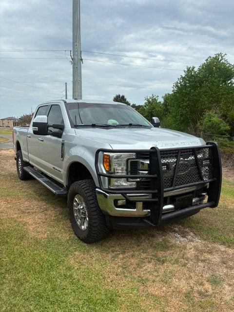 2017 Ford Super Duty F-250 SRW Lariat