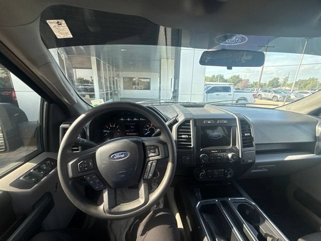 2017 Ford F-150 XL — photo 8