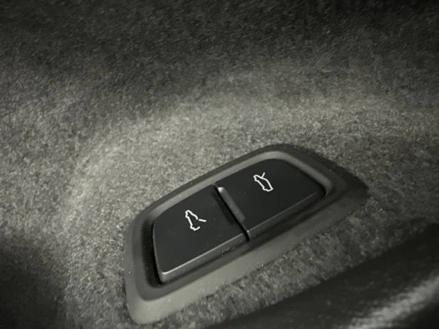 2022 Chevrolet Corvette Stingray 1LT — photo 36