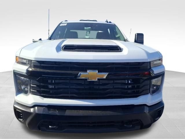2026 Chevrolet Silverado 3500 HD WT DRW — photo 2