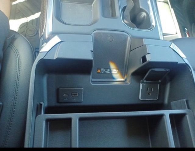 2026 Chevrolet Silverado 1500 RST — photo 32