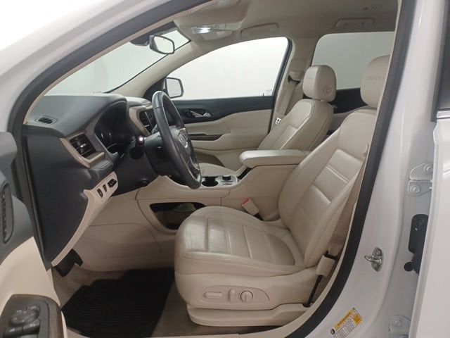 2023 GMC Acadia Denali - Photo 17