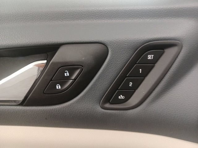 2023 GMC Acadia Denali - Photo 19