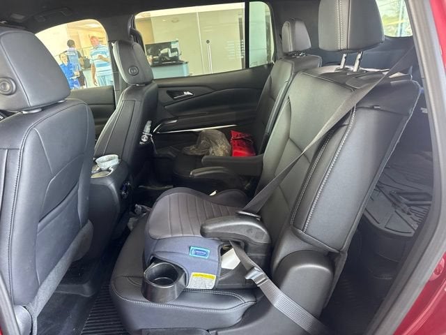 2025 Chevrolet Traverse LT — photo 13