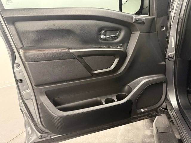 2021 Nissan TITAN Crew Cab PRO-4X 4x4