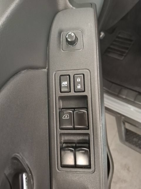 2022 Nissan Frontier Crew Cab PRO-X 4x2