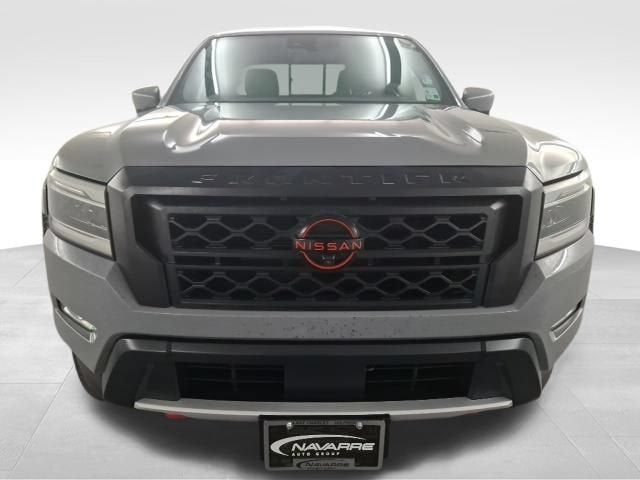 2022 Nissan Frontier Crew Cab PRO-X 4x2 — photo 2