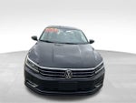 2017 Volkswagen Passat 1.8T SEL Premium