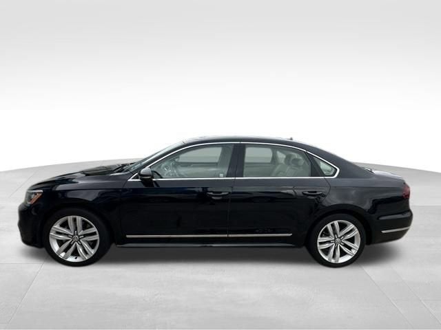 2017 Volkswagen Passat 1.8T SEL Premium