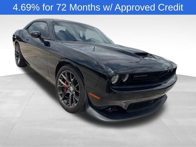 2016 Dodge Challenger's photo