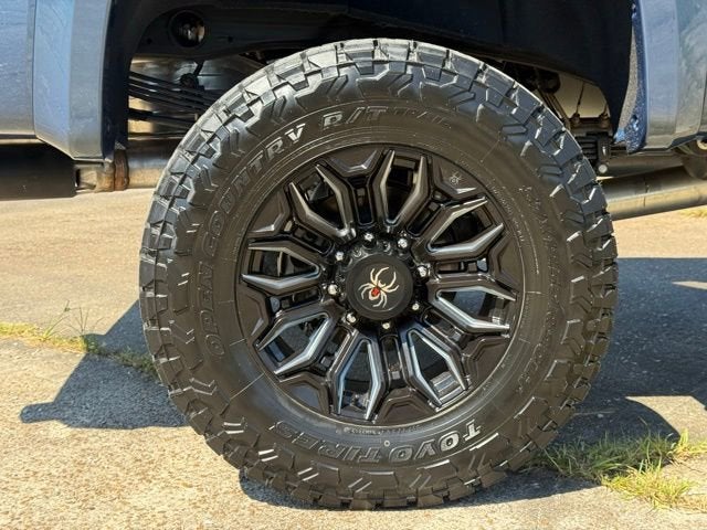 2025 Chevrolet Black Widow Edition Silverado 2500 HD LT