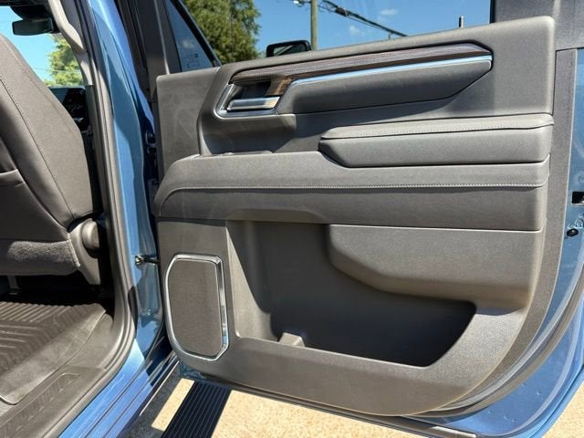 2025 Chevrolet Black Widow Edition Silverado 2500 HD LT