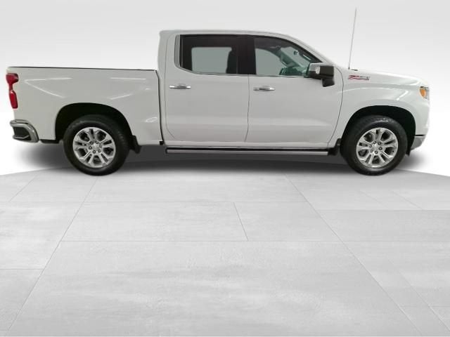 2022 Chevrolet Silverado 1500 LTZ — photo 8