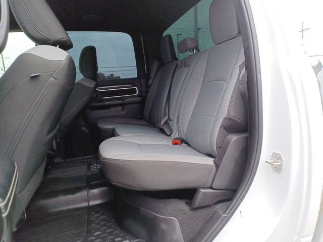 2024 RAM 3500 Big Horn Crew Cab 4x4 8' Box