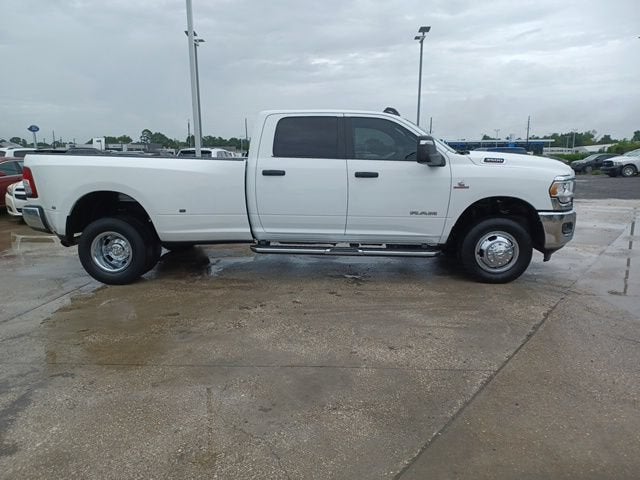2024 RAM 3500 Big Horn Crew Cab 4x4 8' Box — photo 8
