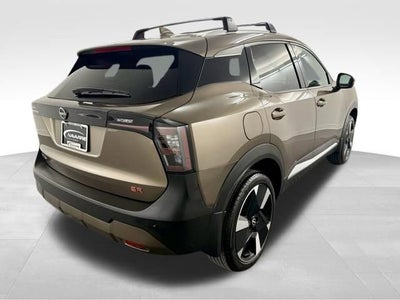 2025 Nissan Kicks SR FWD