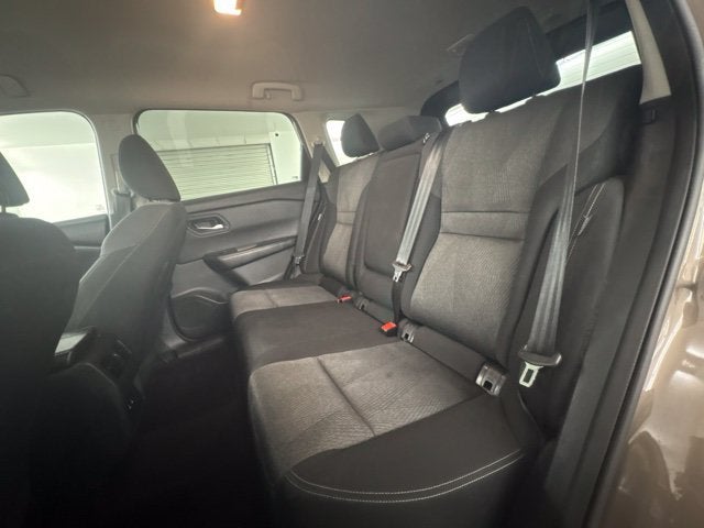 2025 Nissan ROGUE Base