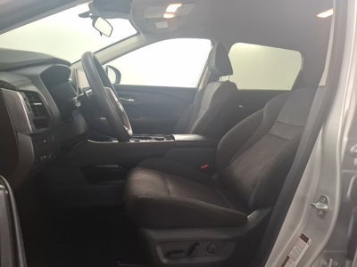 2024 Nissan ROGUE Base