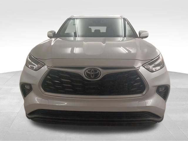 2022 Toyota Highlander XLE — photo 2