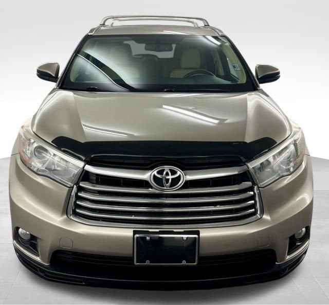 2016 Toyota Highlander XLE V6