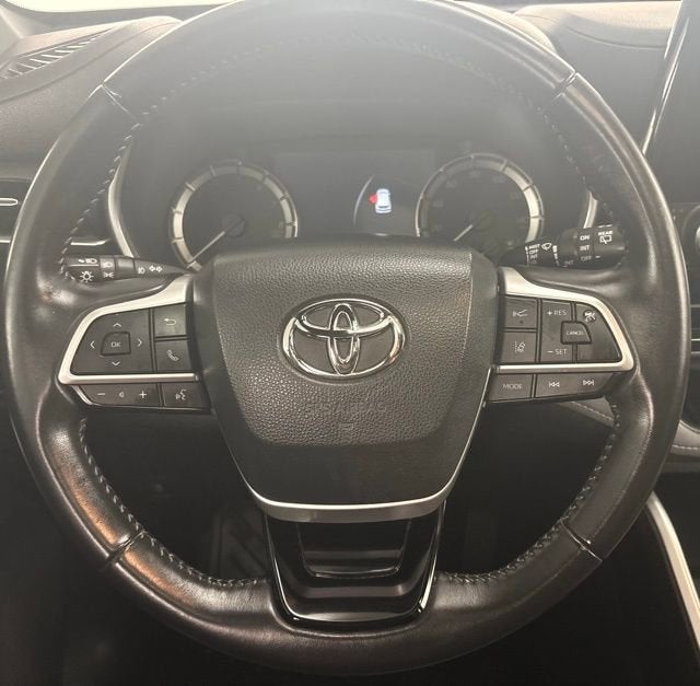 2023 Toyota Highlander XSE