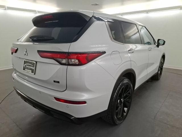 2023 Mitsubishi Outlander SE Black Edition S-AWC