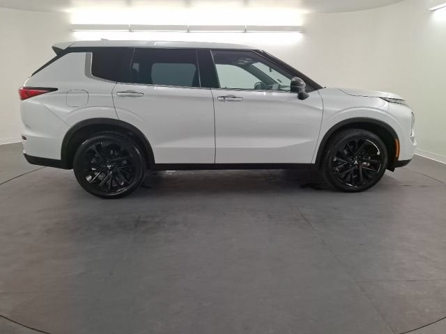 2023 Mitsubishi Outlander SE Black Edition S-AWC