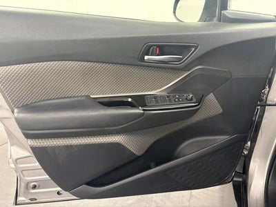 2020 Toyota C-HR LE