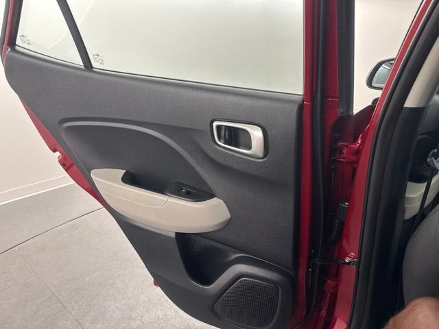 2026 Hyundai Venue SEL - Photo 15