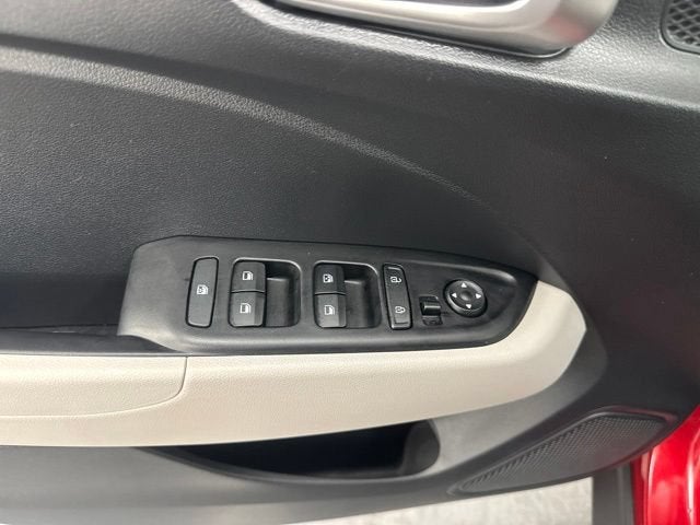 2026 Hyundai Venue SEL - Photo 16