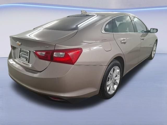 2023 Chevrolet Malibu LT — photo 8