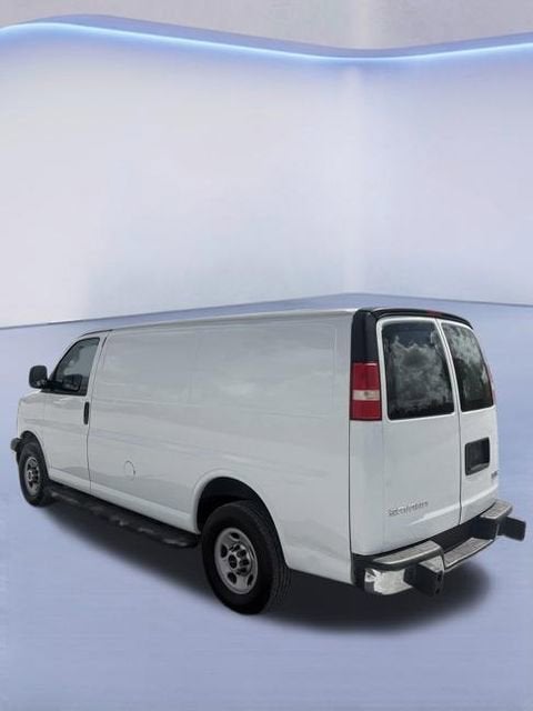 2017 GMC Savana Cargo 2500 VAN 2500 RWD 135"
