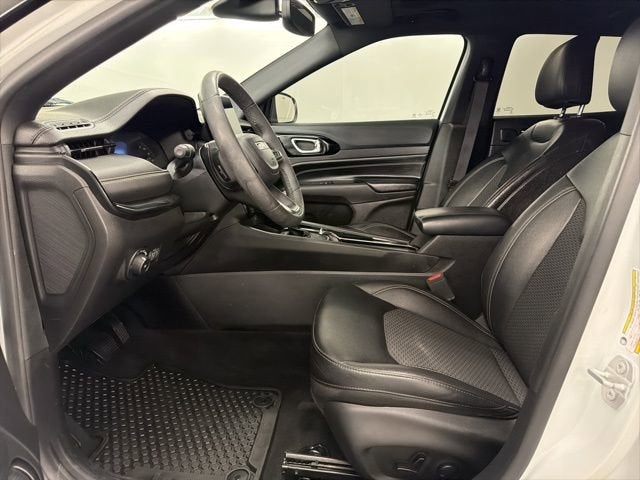 2023 Jeep Compass Altitude