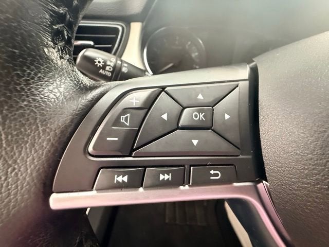 2021 Nissan Rogue Sport SL