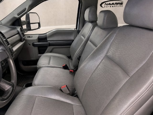 2017 Ford Super Duty F-550 DRW XL