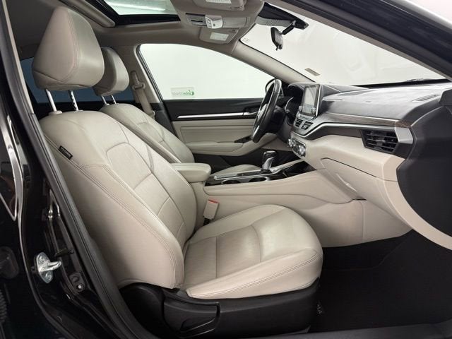 2022 Nissan Altima 2.5 SL