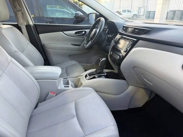 2020 Nissan Rogue Sport SL