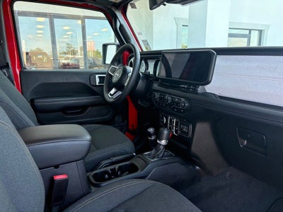2025 Jeep Wrangler 4-Door Sahara 4x4