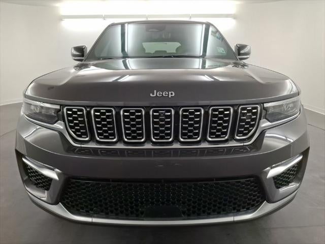 2023 Jeep Grand Cherokee Summit 4x2