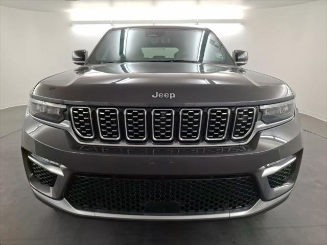 2023 Jeep Grand Cherokee Summit 4x2