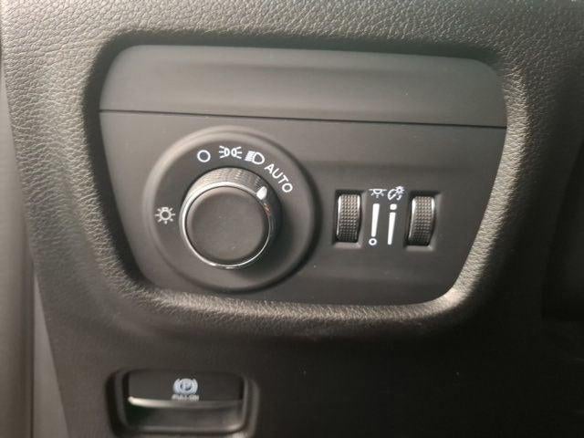 2022 Jeep Grand Cherokee L Altitude 4x2