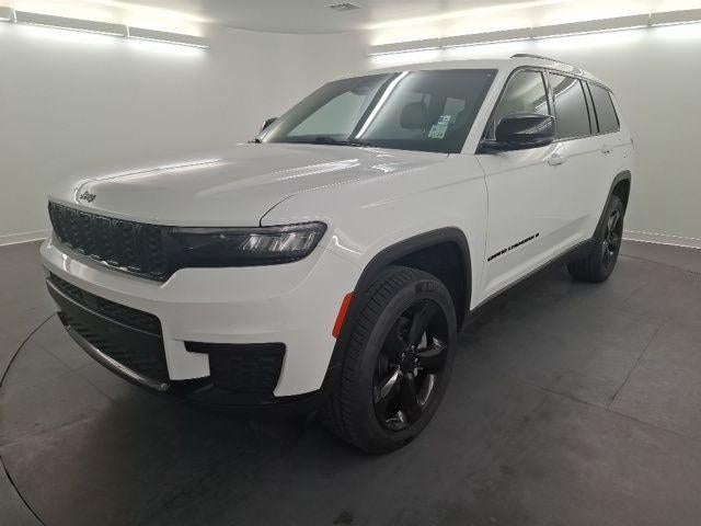 2022 Jeep Grand Cherokee L Altitude 4x2