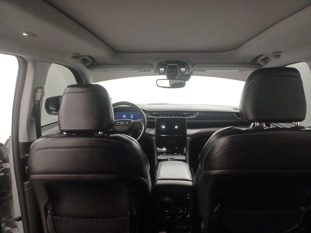 2024 Jeep Grand Cherokee L Limited 4x2